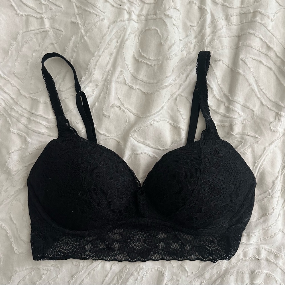 PINK Victoria's Secret Black Lace Bralette